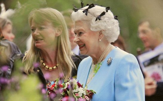 The Queen at the Chelsea Flower Show. Featured image credit: Karen Roe https://www.flickr.com/photos/karen_roe/7303264370