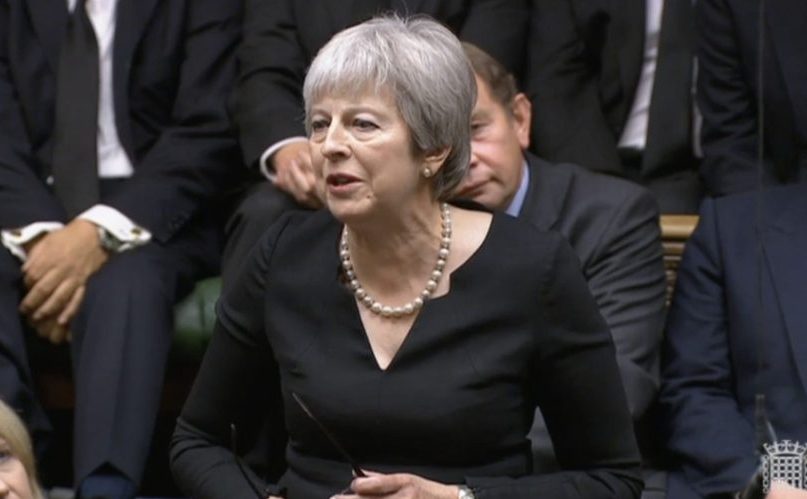 Theresa May pays tribute to the Queen at the House of Commons