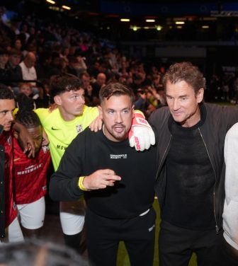 Pires, Lehmann and Eman huddle round with their players